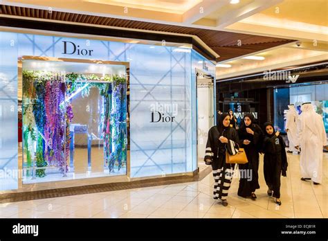 dior marina mall.